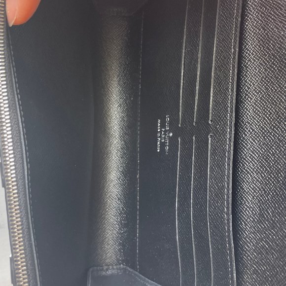Louis Vuitton LV Twist Lock Wallet Purse Blk Epi Leather Monogram Bag HOST PICK - Picture 8 of 16